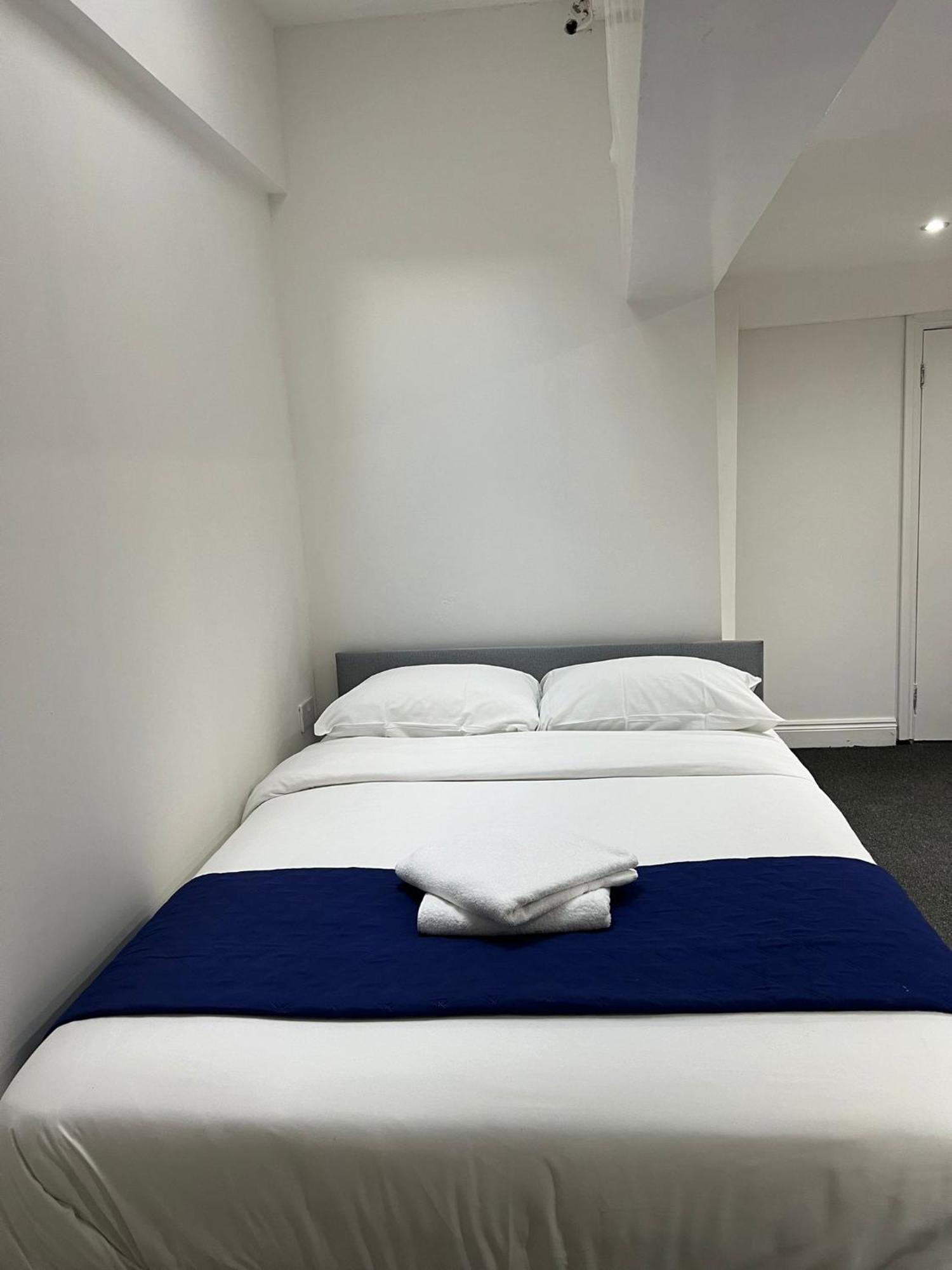 Ferienwohnung Starlet Manor Park London Exterior foto